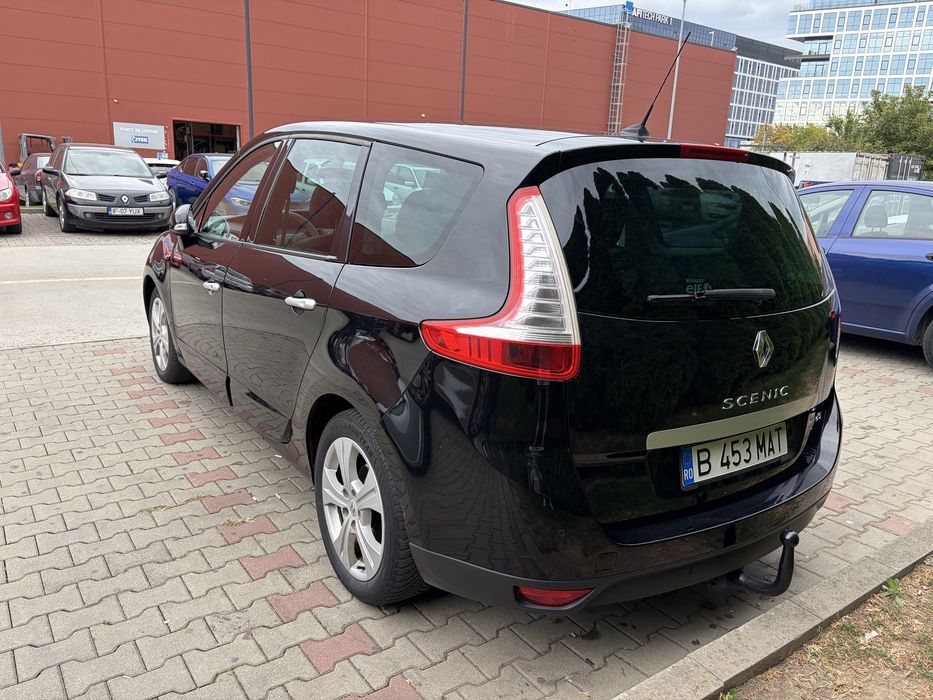 RENAULT Grand Scenic 2011 — imagine 3