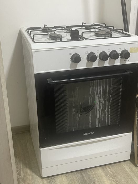 Продам газовую плиту в хорошем состоянии