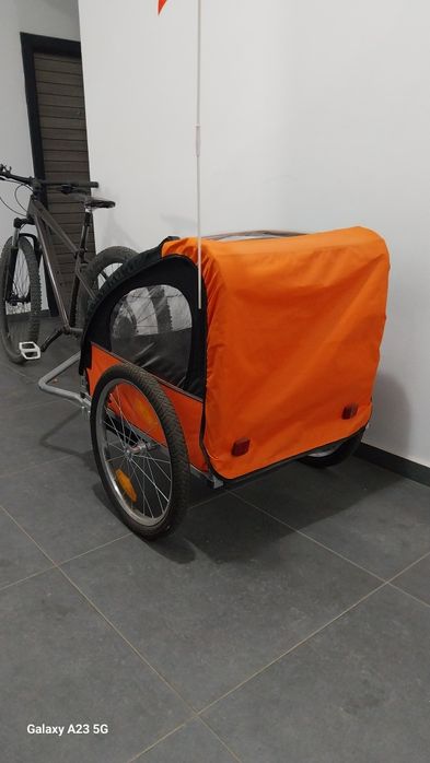 Remorca pentru copii