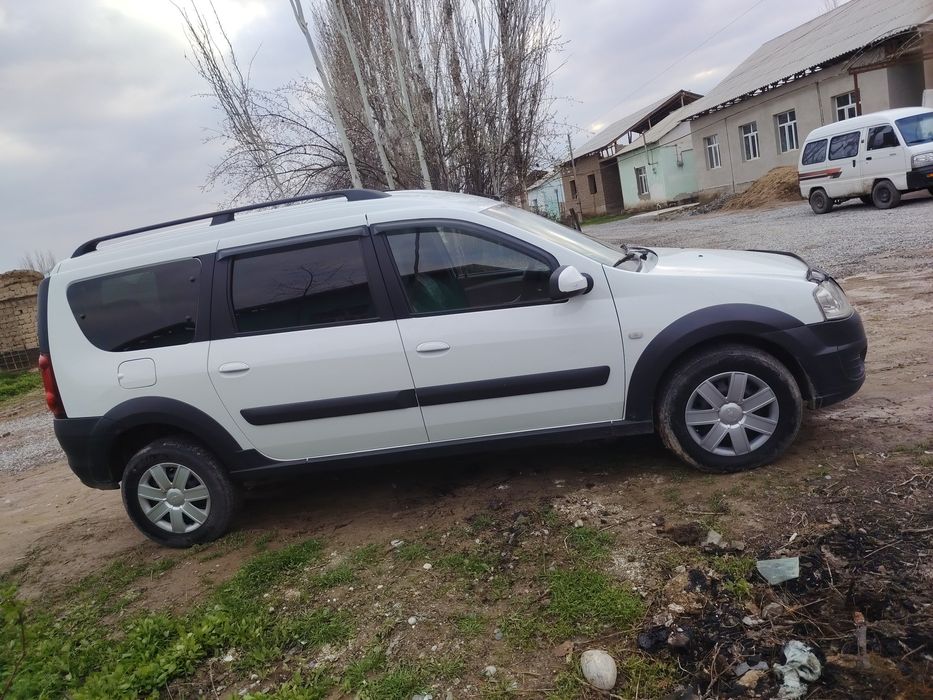 Lada Largus Kroche 2019