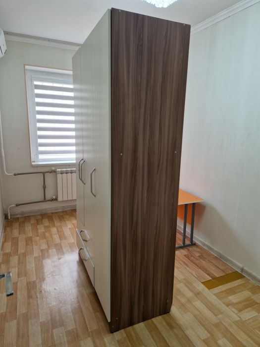 Продается шифонер в хорошем состояний !