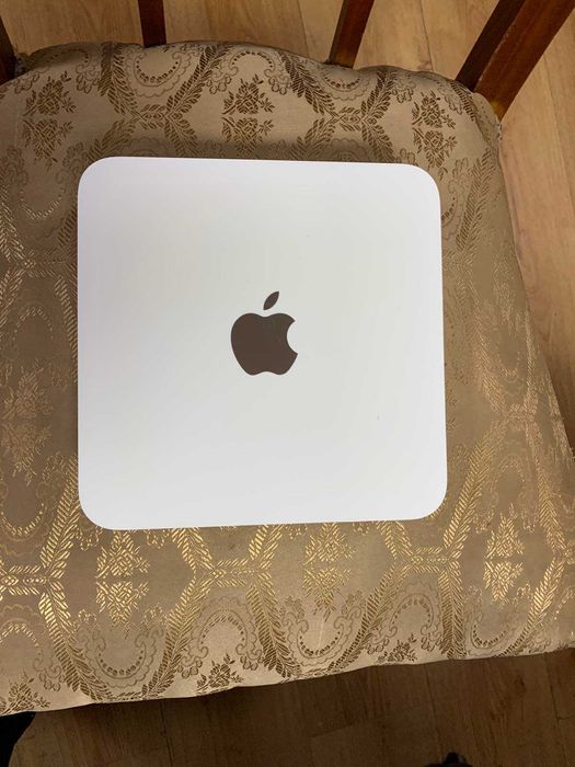 Рутер Apple Airport Extreme, A1254 500 GB вграден ХАРД диск Перфектен