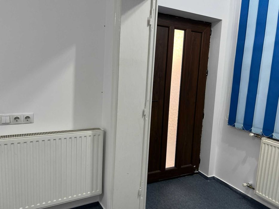 De inchiriat casa pe parter, 2 camere, renovata integral, sector 5 .