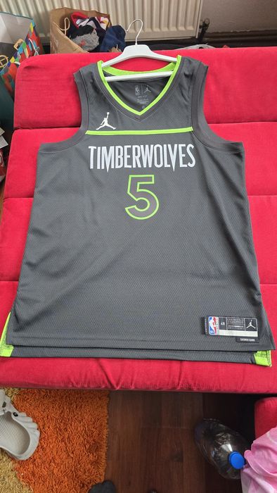 Timberwolves Edwards 5, maieu marimea L
