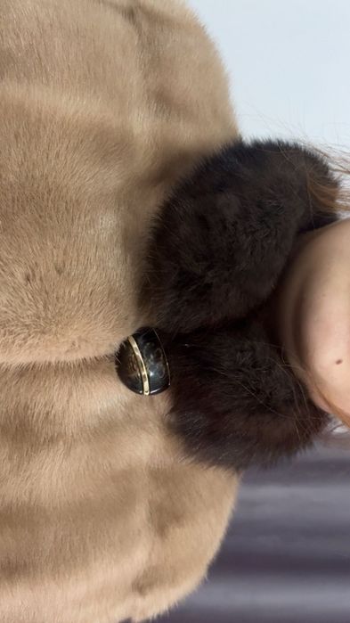 Продается норковая шуба