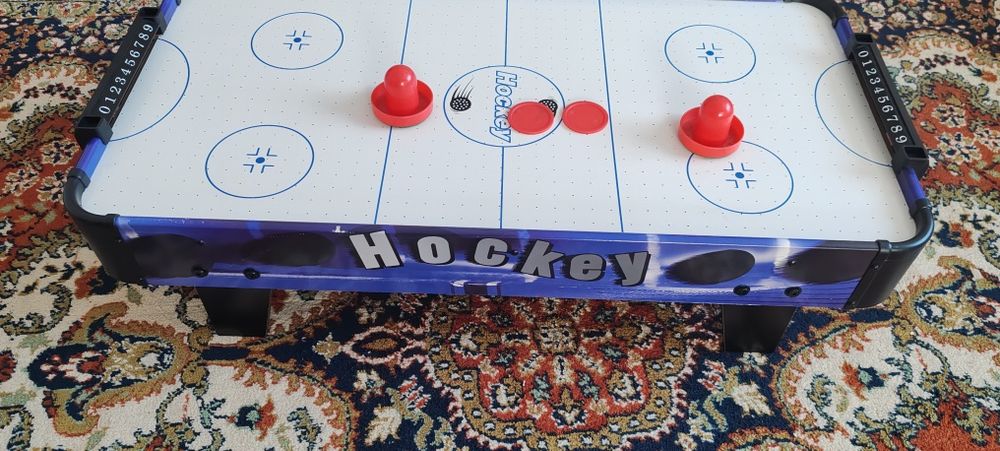 Joc Mini Air Hockey / Hochei de masă pentru copii – Stare foarte bună