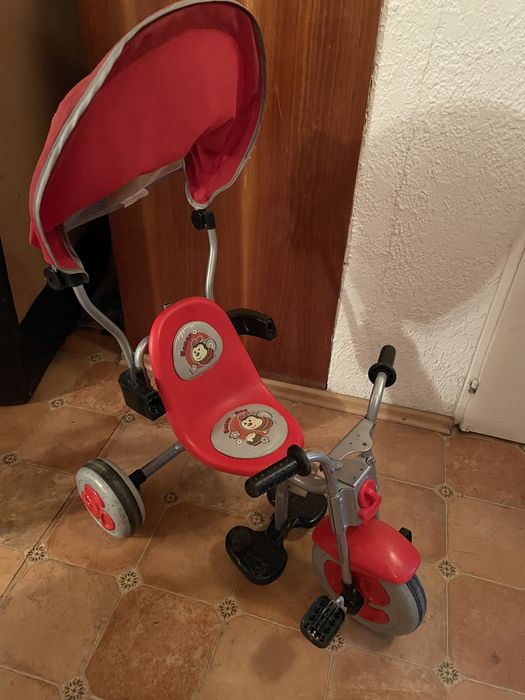 Детска червена триколка