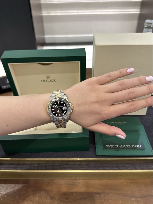 NEW Rolex GMT Master II 40mm Steel and Yellow Gold 126713