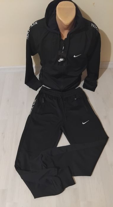 Trening baieti Nike Air.