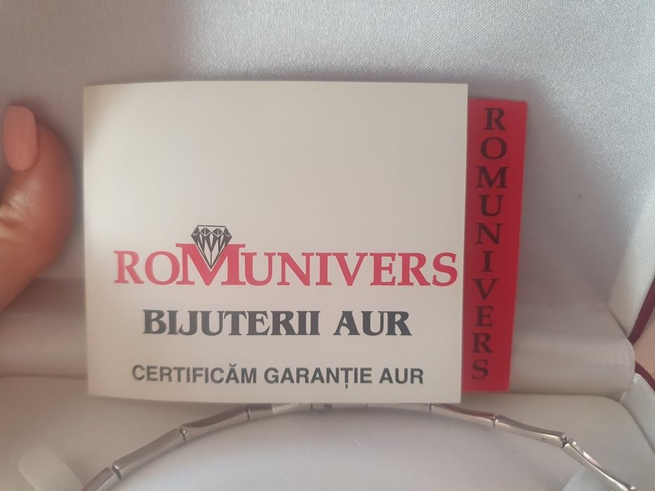 Set superb de aur alb, 33.35 g, cu zirconiu