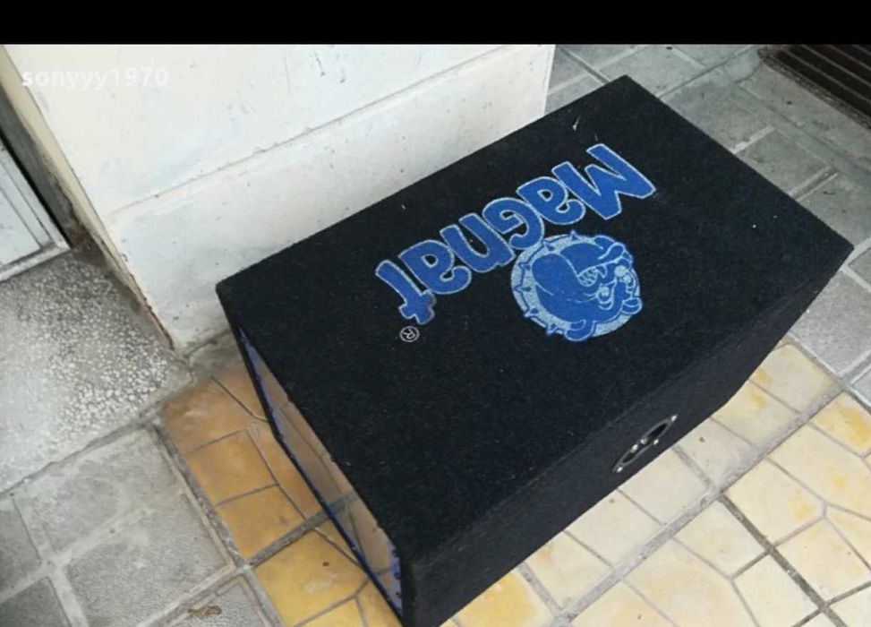 Бас каса със усилвател