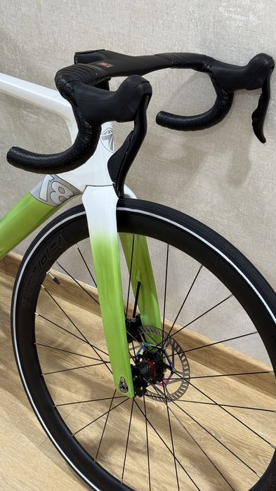 Шоссейный велосипед Twitter