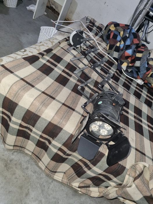 Прожекторы студийные.