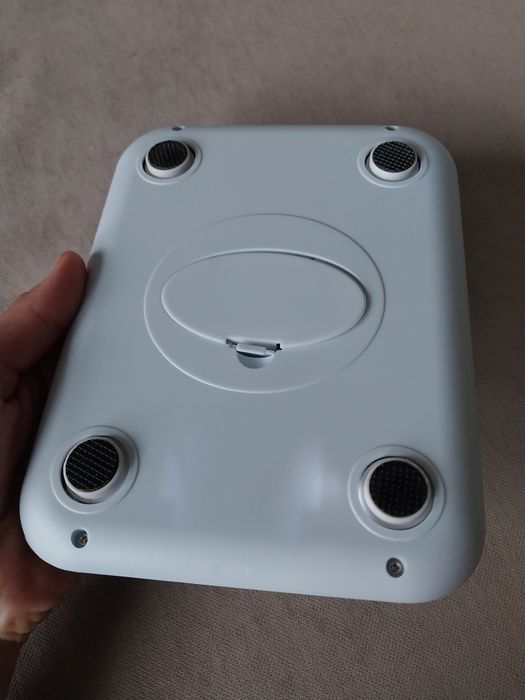 Весы НОВЫЕ продаю