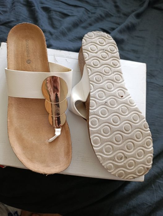 Pantofi/sandale măr.38