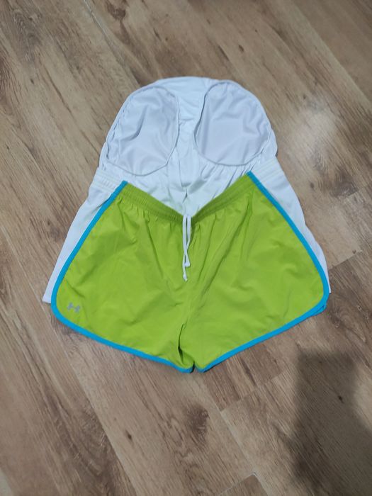 Pantaloni scurți de damă Under Armour mărimea L