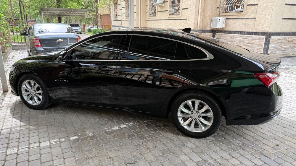 Продается Malibu 2 premier срочно