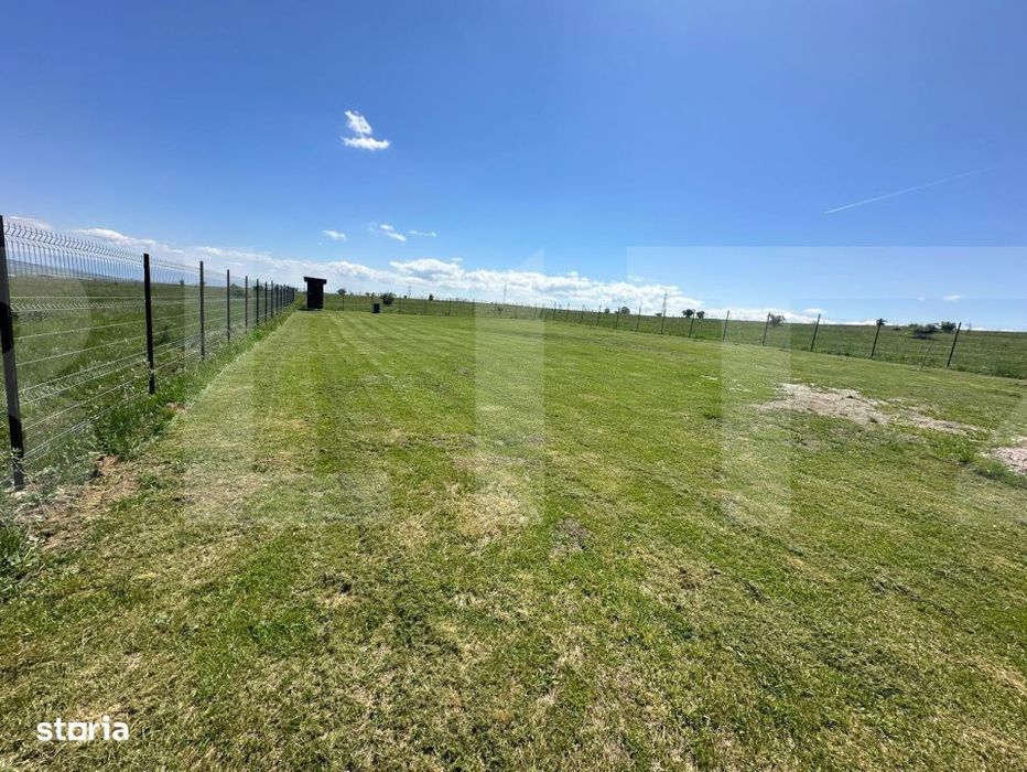 Teren intravilan imprejmuit intr-o zona panoramica