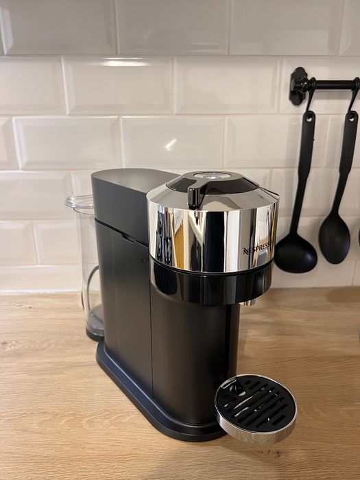 Espressor Vertuo Next C Dark Chrome Deluxe
