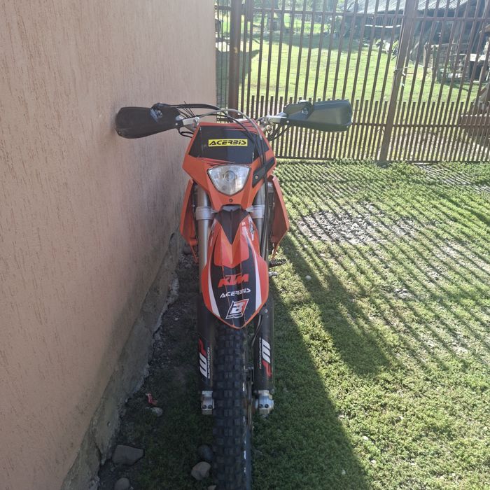 Vând Ktm 250 4t 2007