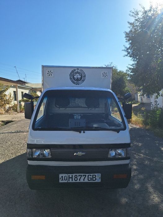 Labo avtomobili.