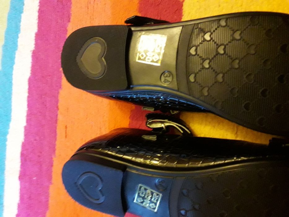 Pantofi de lac fete noi si adidasi