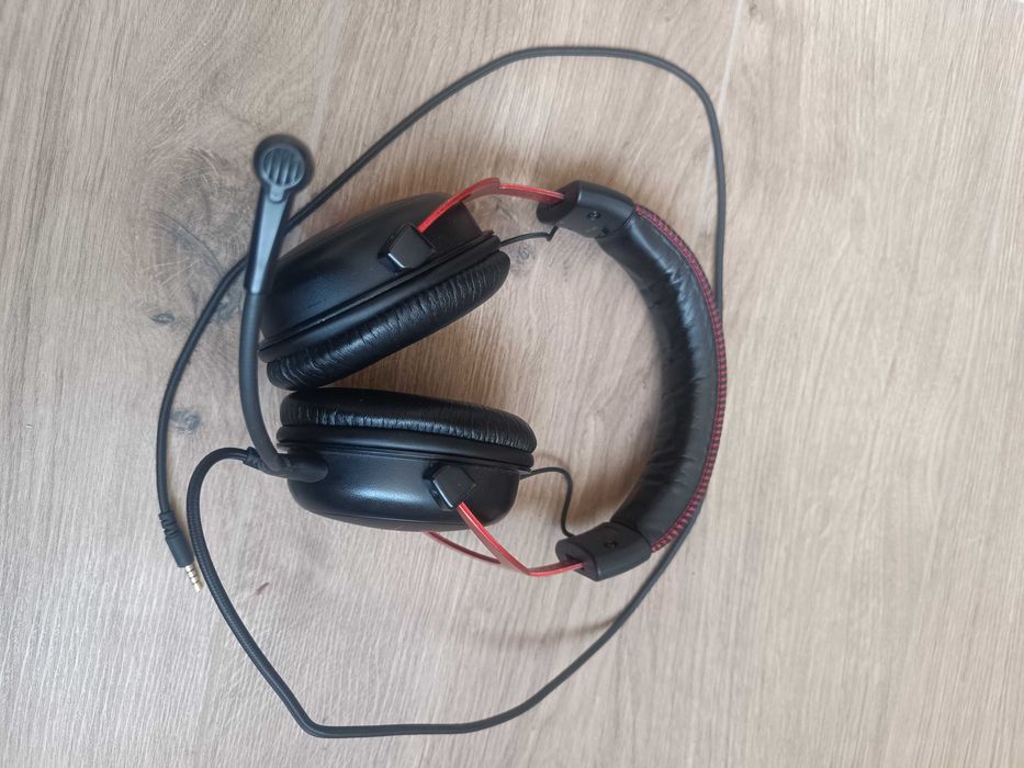 Продам наушники HyperX Cloud S II