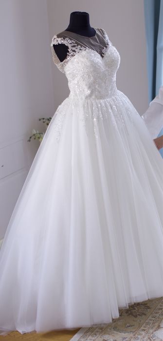 Rochie de mireasa Vladiyan