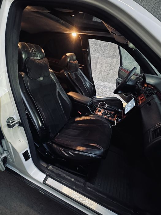 Продам Mercedes E200