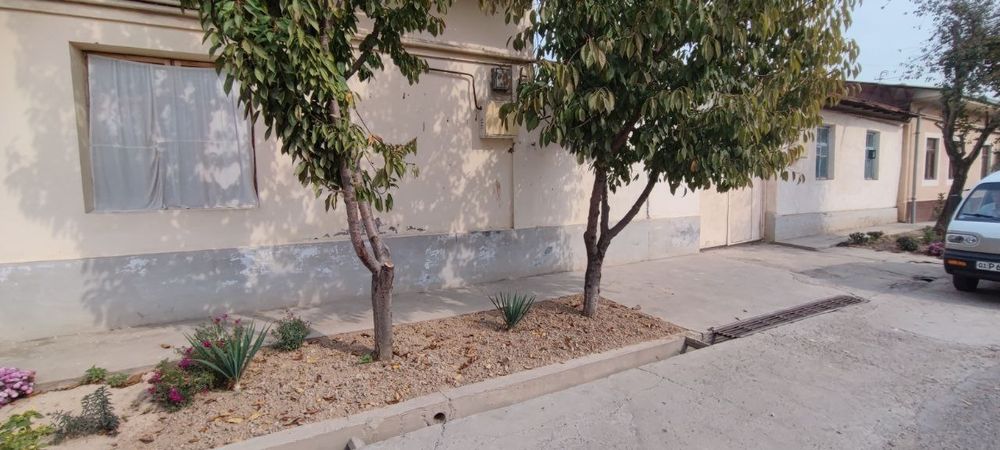 Уй сотилади 10 сотих Юнусобод Хасанбой. Продаётся дом