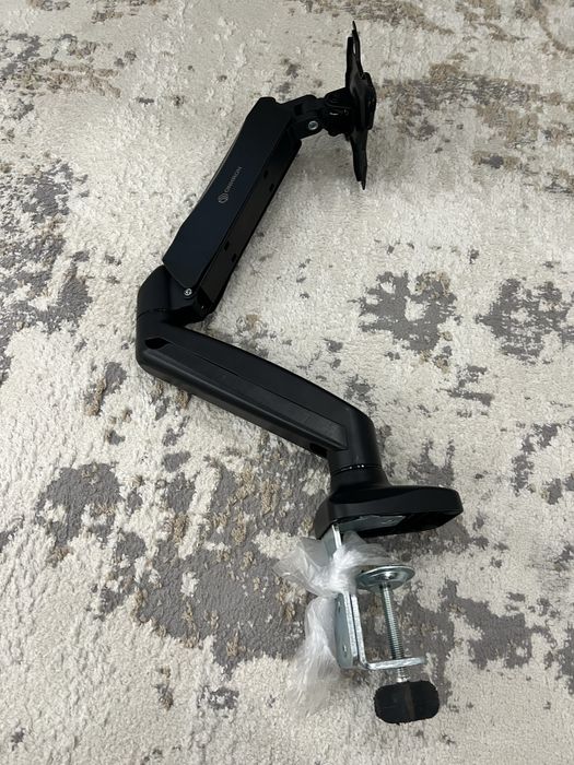 Кронштейн для монитора