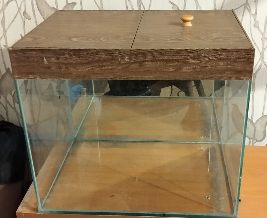Продаётся аквариум