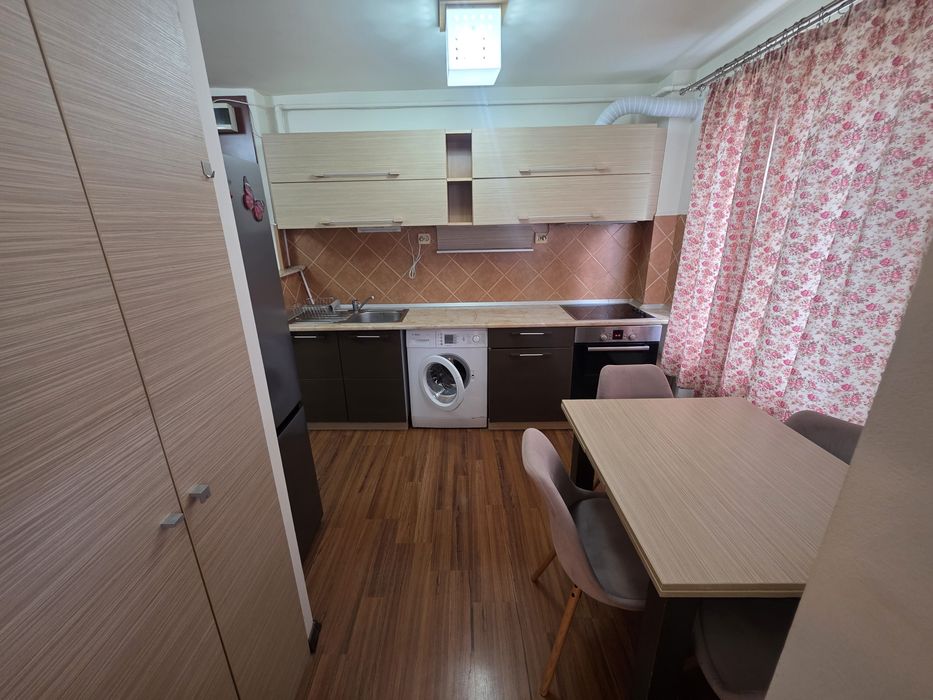 Închiriez apartament 2 camere,zona RFN,modern, complet utilat