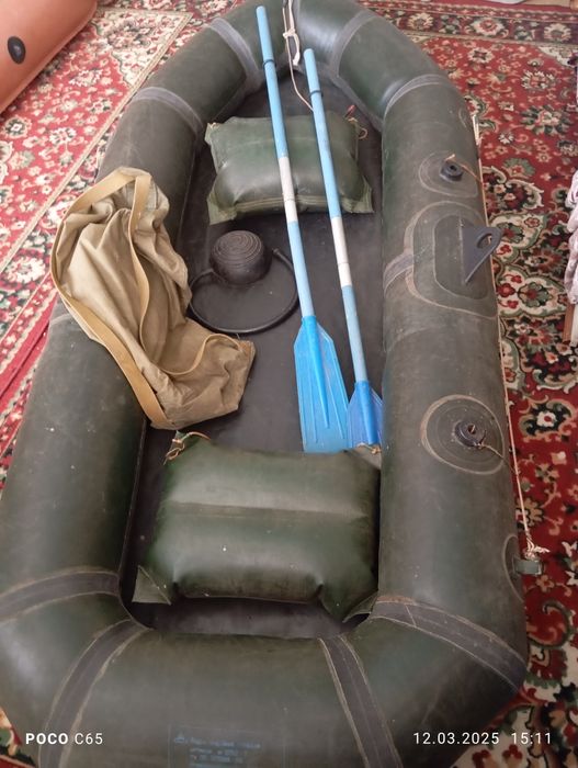 Лодка Лисичанка . Для малых рек и озёр .