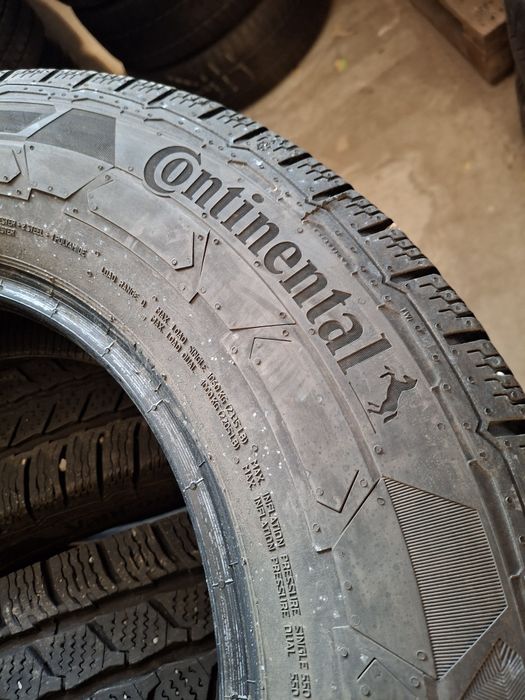 4 Anvelopele de iarnă 205 75 r16C Continental