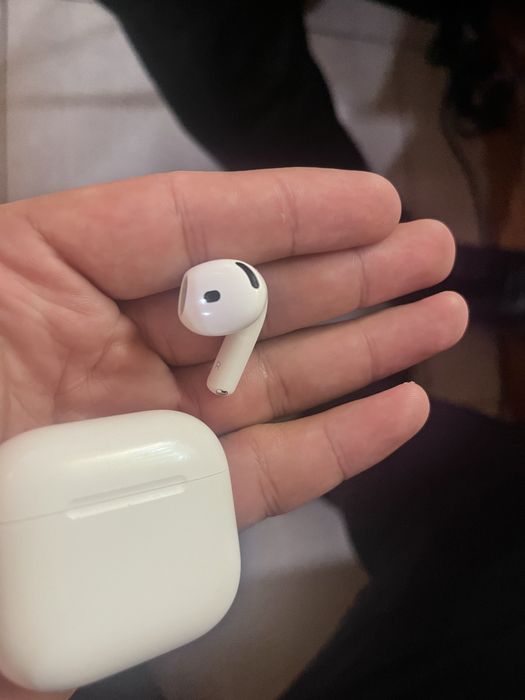 Airpods 4 tube-c