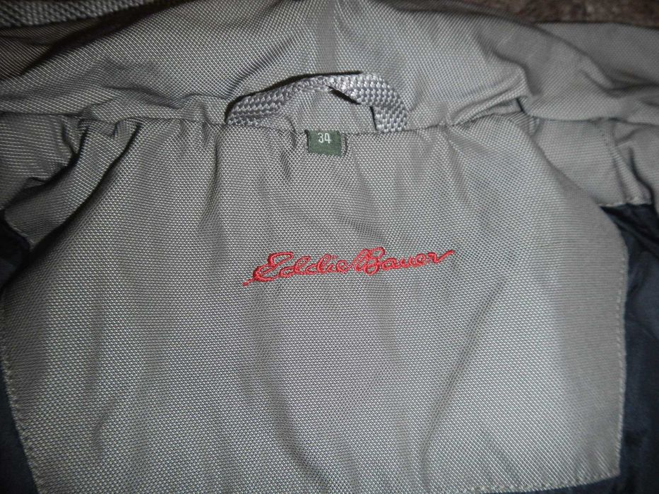 Geaca Eddie Bauer. Marimea 34(XS)-Women. Nou.