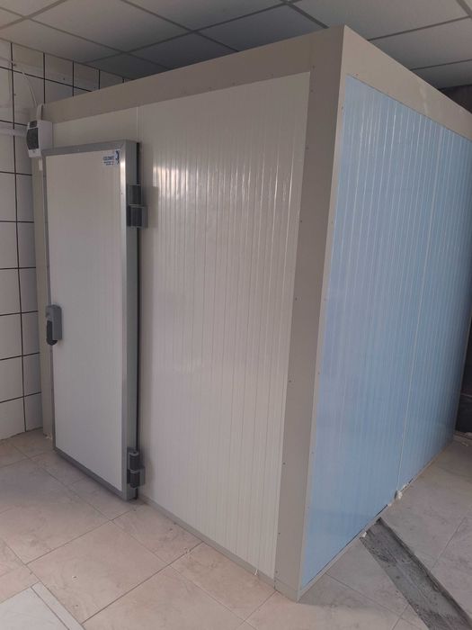 Camera frigorifica refrigerare sau congelare