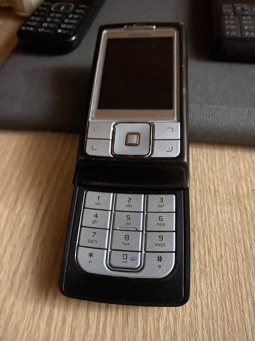 Продам телефоны кнопочные