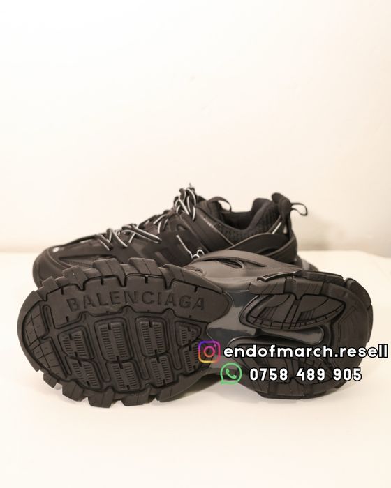 Balenciaga Track Black