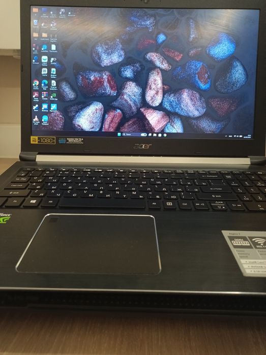 Acer aspire 7, A715-72G