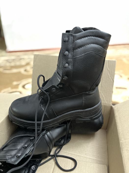 Черные зимние берцы