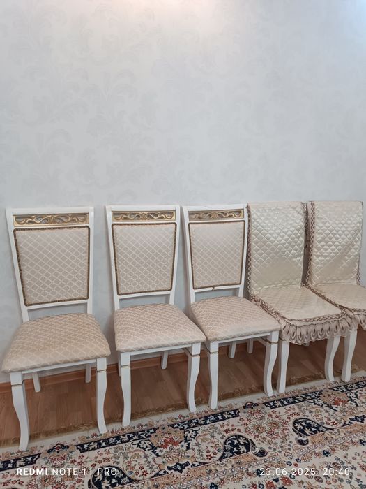 Стол орындыктарымен