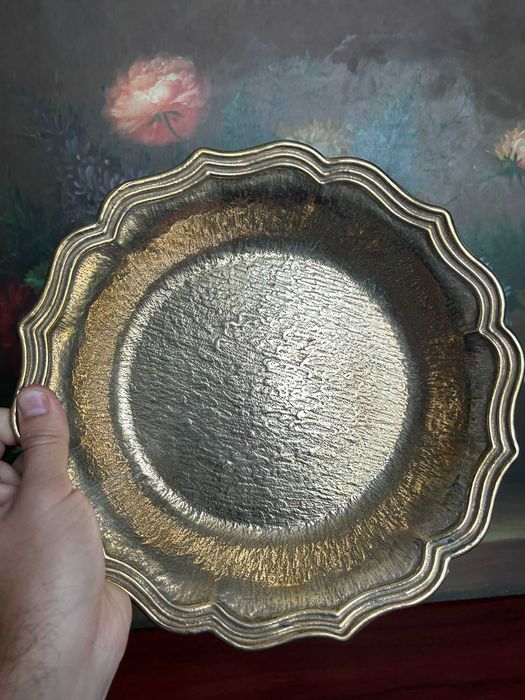 A342 946g, 25cm D, platou bronz Gilde