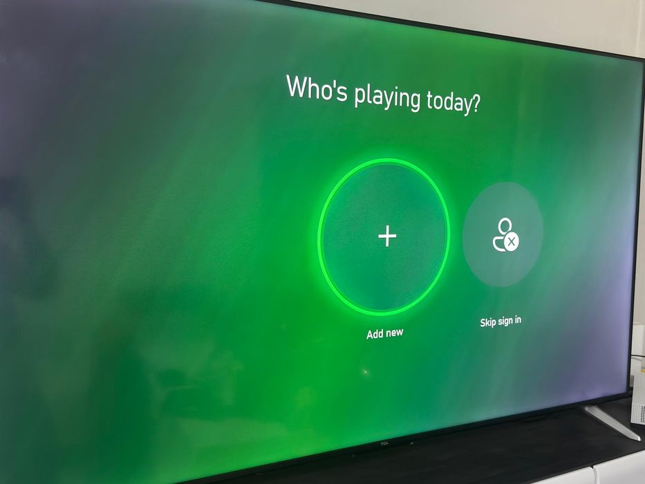 Play station 4 +Xbox one s