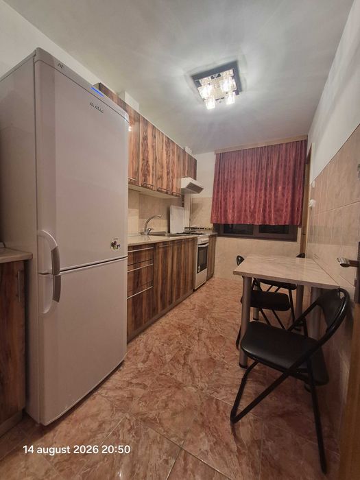 Închiriere apartament 2 camere - zonă centrală, liniștită