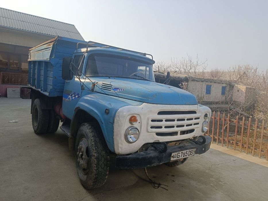 Зил 130  самасвал сотилади