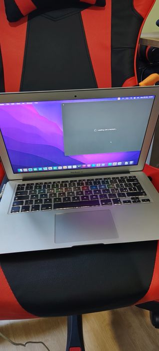 MacBook Air 13.3 i5 impecabil