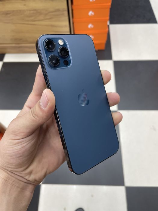 Iphone 12 pro idealniy