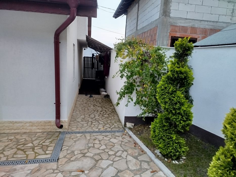 Casa de vanzare la cheie